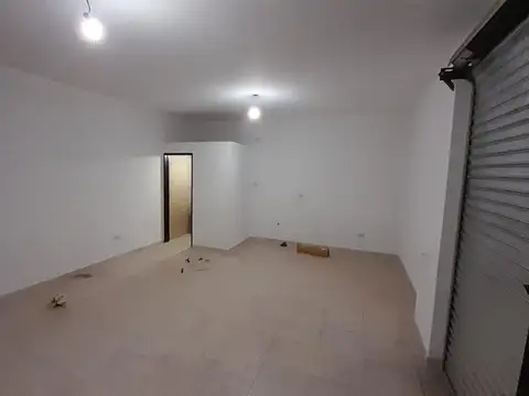 LOCAL / COMERCIAL ALQUILER  - AV 9 DE JULIO AL 2800