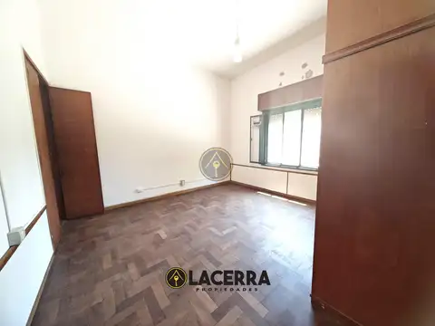 CASA SOBRE LOTE PROPIO DOBLE LOTE ZONIFICACION RI