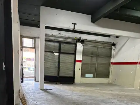 Local comercial sin expensas sobre Av San Martin