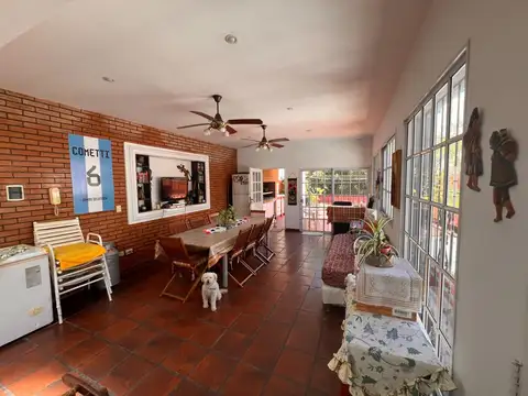 Casa lote propio en una zona premium de Caballito