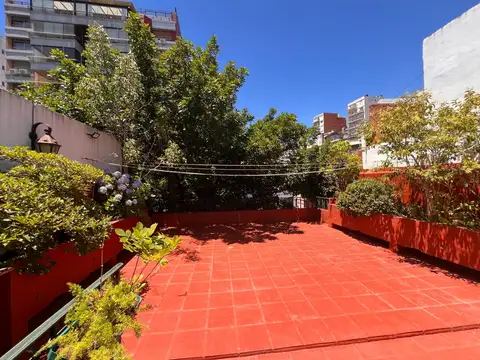 Casa lote propio en una zona premium de Caballito