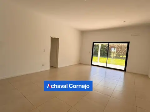 Casa en Alquiler al Oeste