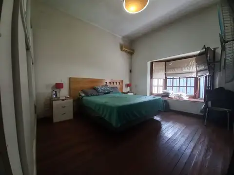 Depto Tipo Casa 4 ambientes con 2 baños