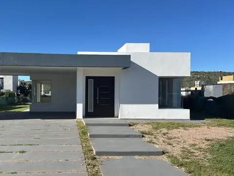 Casa en Venta en Juana Koslay, USD 165.000