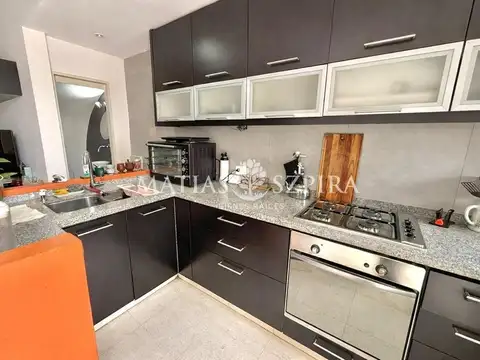 Venta duplex 3 ambientes con cochera en Morón