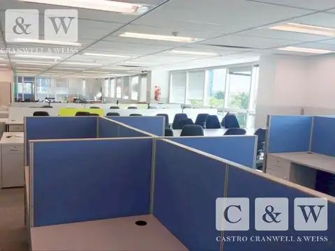 Oficina en Alquiler con 6 cocheras