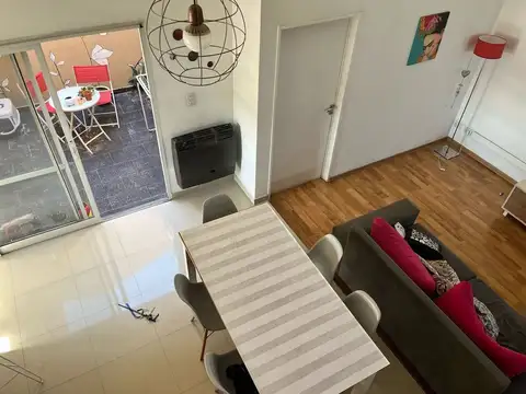 Depto Tipo Casa en Venta de 2 dormitorios