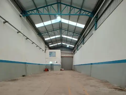 Galpon en Venta en Loma Hermosa, USD 280.000