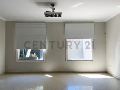 Casa 5 ambientes en Agronomia TOMA MENOR VALOR