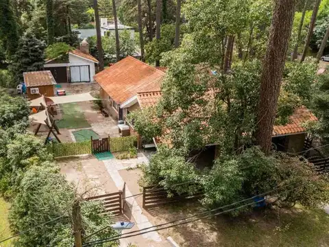 Alquiler importante casa Punta del Este Cantegril