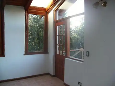 Hermosa casa en Villa La Angostura