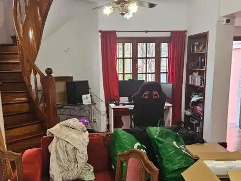 Casa 5 ambientes con 4 baños