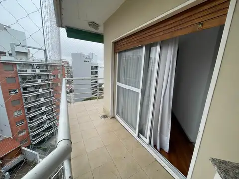 Alvear 300, Piso 8