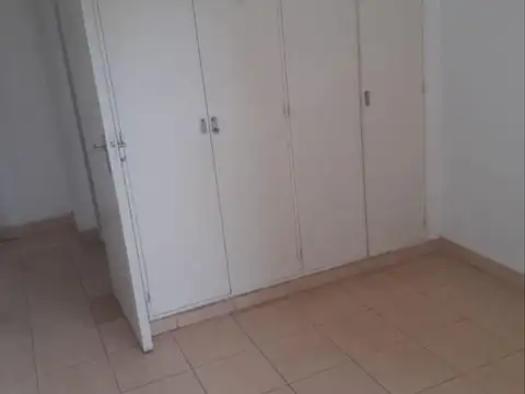 Departamento en Alquiler en Ramos Mejia Norte, $ 450.000