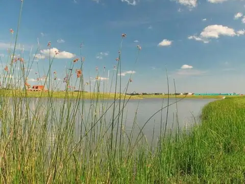 Terreno en Venta en Acacias Blancas, USD 36.000