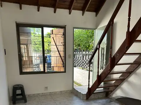 Departamento en Alquiler en Villa Luzuriaga, $ 500.000