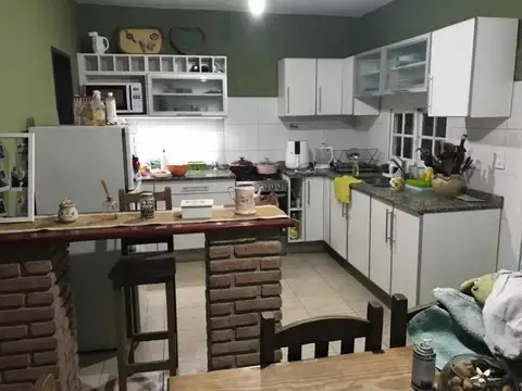 Casa en Venta en Villa Gobernador Udaondo, USD 240.000