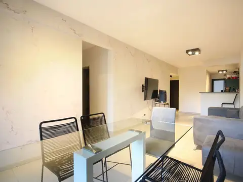 Departamento en Venta en Parque Chacabuco, USD 168.000