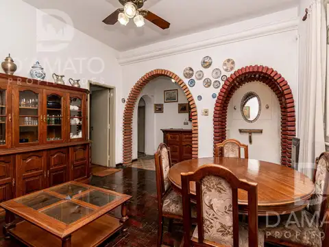 Casa en Venta con 1 cochera