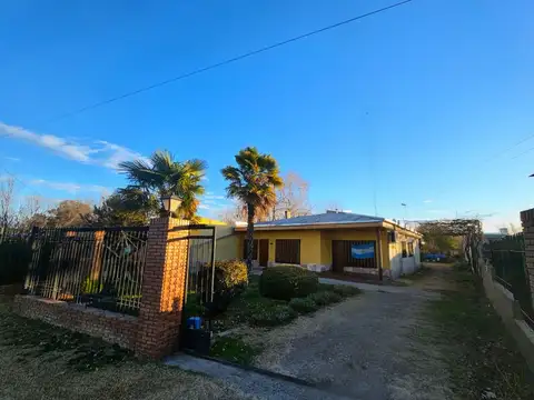 VENTA GRAN CASA CON PILETA EN SAN RAFAEL, MENDOZA