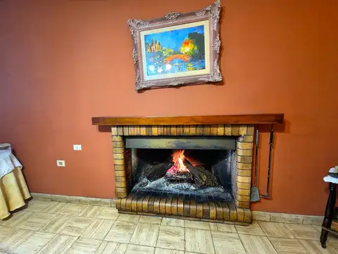 VENTA GRAN CASA CON PILETA EN SAN RAFAEL, MENDOZA