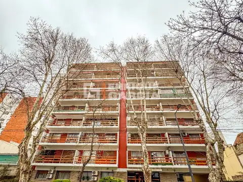 Barzana 2000, Piso 1°