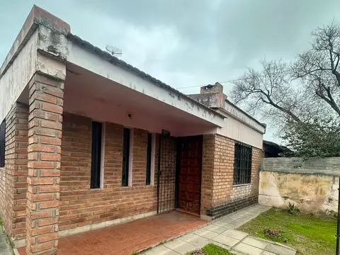 Casa en Venta en Villa El Libertador, USD 40.000