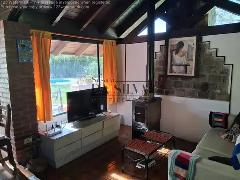 Casa 2 ambientes con 1 baño