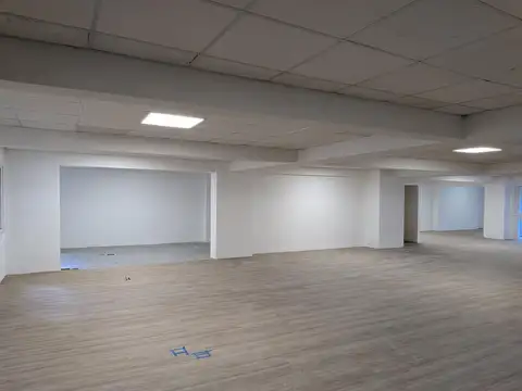 Oficina de 1200m² en Venta y Alquiler - A estrenar - San Nicolás - Distrito IA