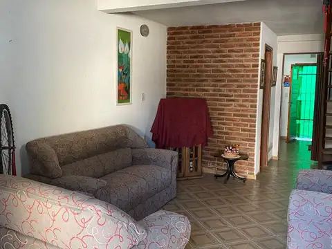 Depto Tipo Casa en Venta de 3 ambientes
