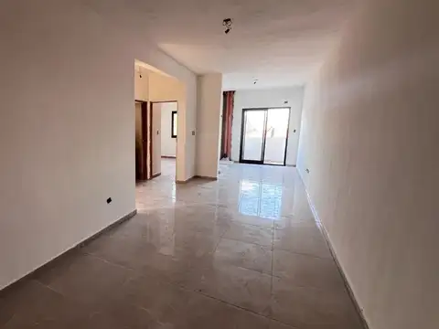 Esteban Echeverría 6800