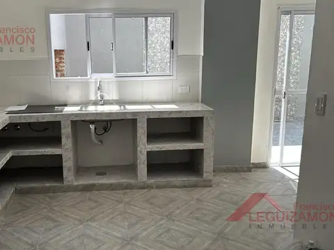 Depto Tipo Casa en Venta 30 años