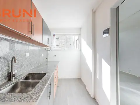 Maza al 100 | Almagro | Departamento 2 Ambientes con Cocina Independiente | Venta
