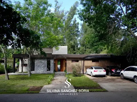 Casa en Venta en Exaltación de la Cruz, USD 340.000