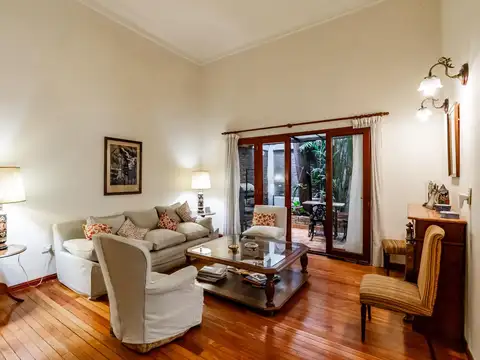 Depto Tipo Casa en Venta de 5 ambientes
