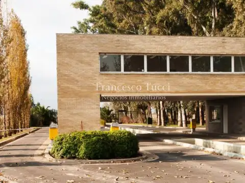 Casa en venta 4 ambientes en Prados del Oeste