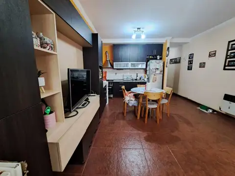 Departamento en Venta en Villa Luzuriaga, USD 85.000
