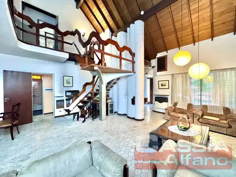 Casa en Venta al Oeste