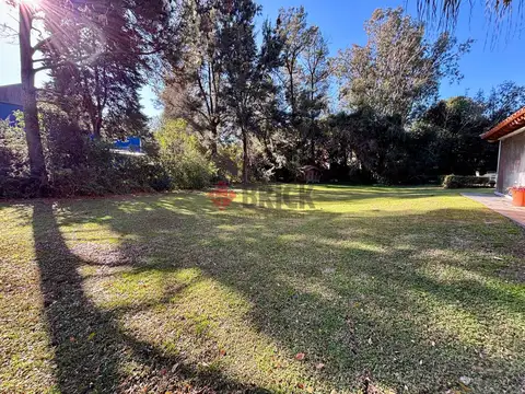 Golfer's Country Club