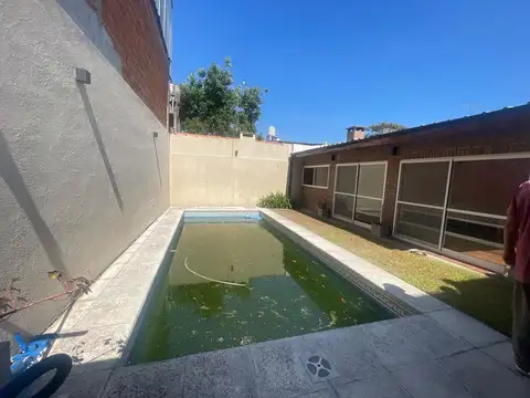 Propiedad con 2 viviendas en Martínez