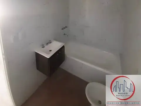 Departamento en Venta en Santos Lugares, USD 51.000