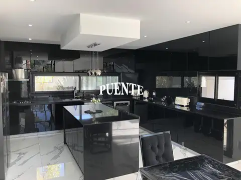 Casa en Venta al Noreste