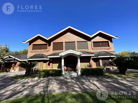 Casa en Venta con renta, 8 ambientes, 4 dormitorios, 4 baños, Mapuche Country Club, Pilar