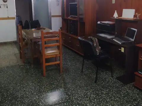 Depto Tipo Casa en Venta en Moron, USD 85.000