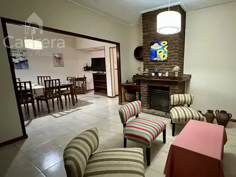 Casa en Venta en Villa Elisa, USD 145.000