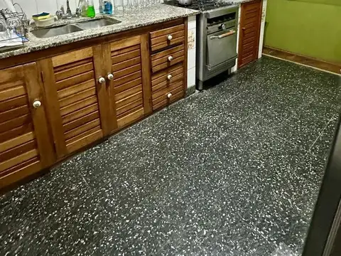 Venta de Casa 4 dorm Villa Elisa La Plata