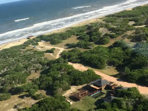 Terreno en Venta en Punta Del Diablo, USD 14.000