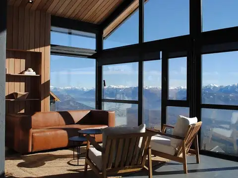 Casa de estilo a estrenar en Barrio las Pendientes, San Martin de los Andes