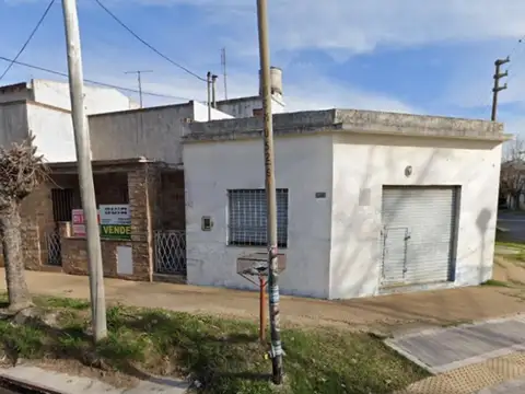 Casa 3 Ambientes + Local comercial- Villa Ballester