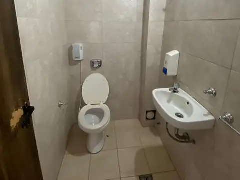 Local en Alquiler en San Justo, $ 1.200.000